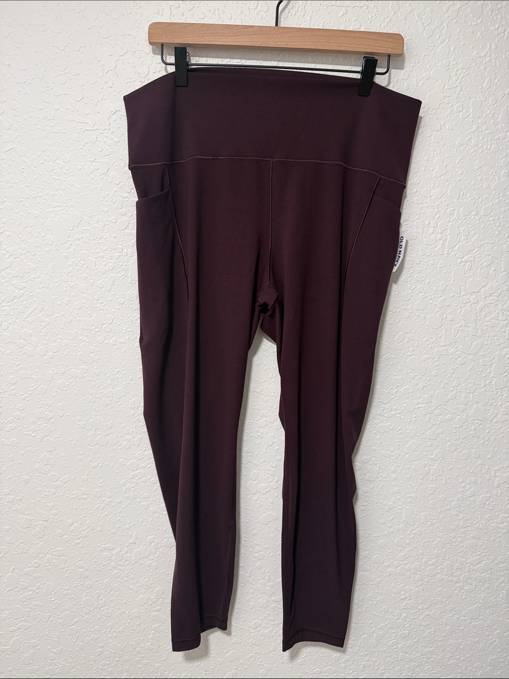 NWT OLD NAVY High-Waist Deep Plum Leggings with Side Pockets Size XXL